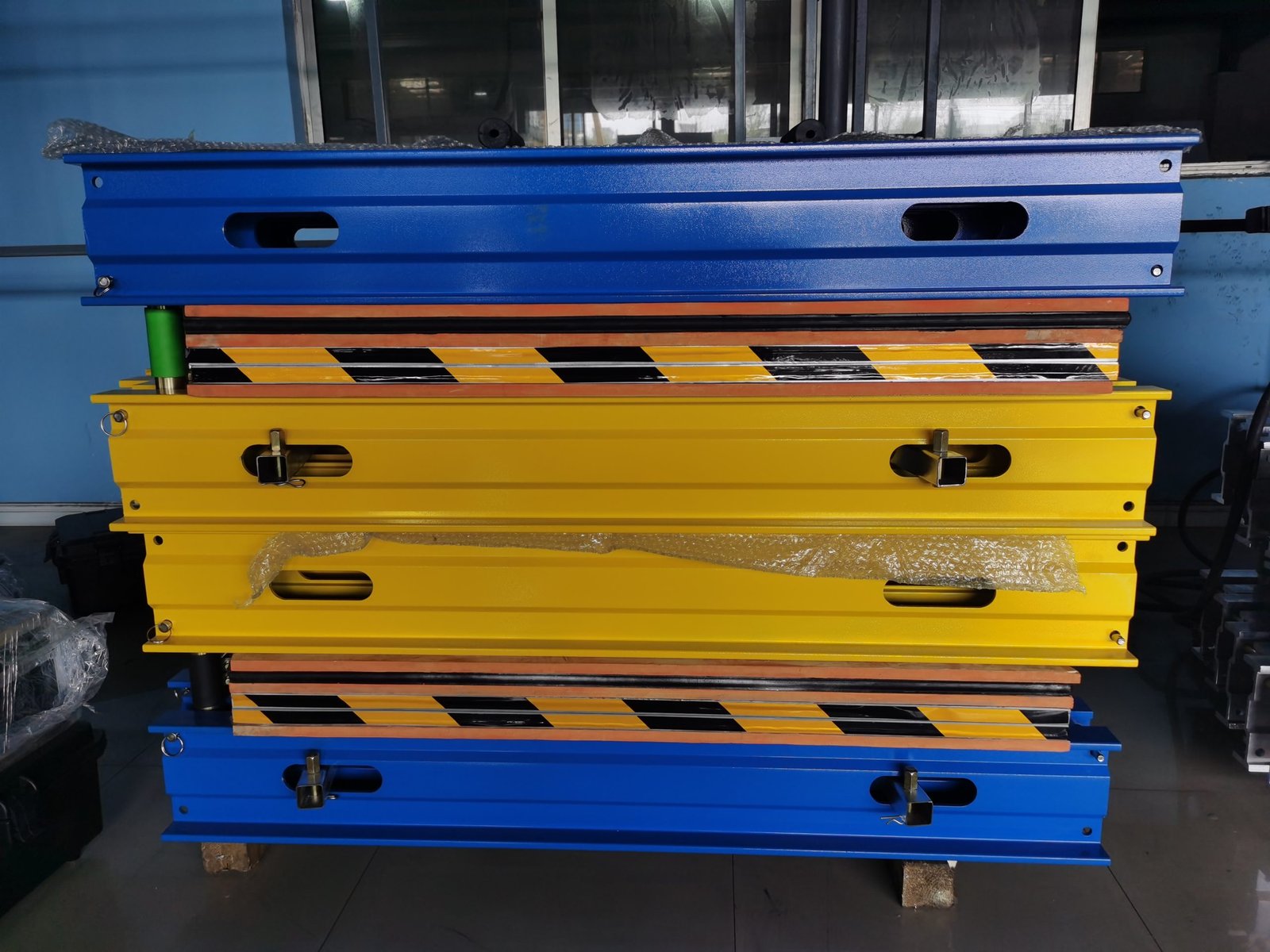 Representative equipment image for High Strength Aluminum Conveyor Belt Vulcanizing Machine for Mining Applications